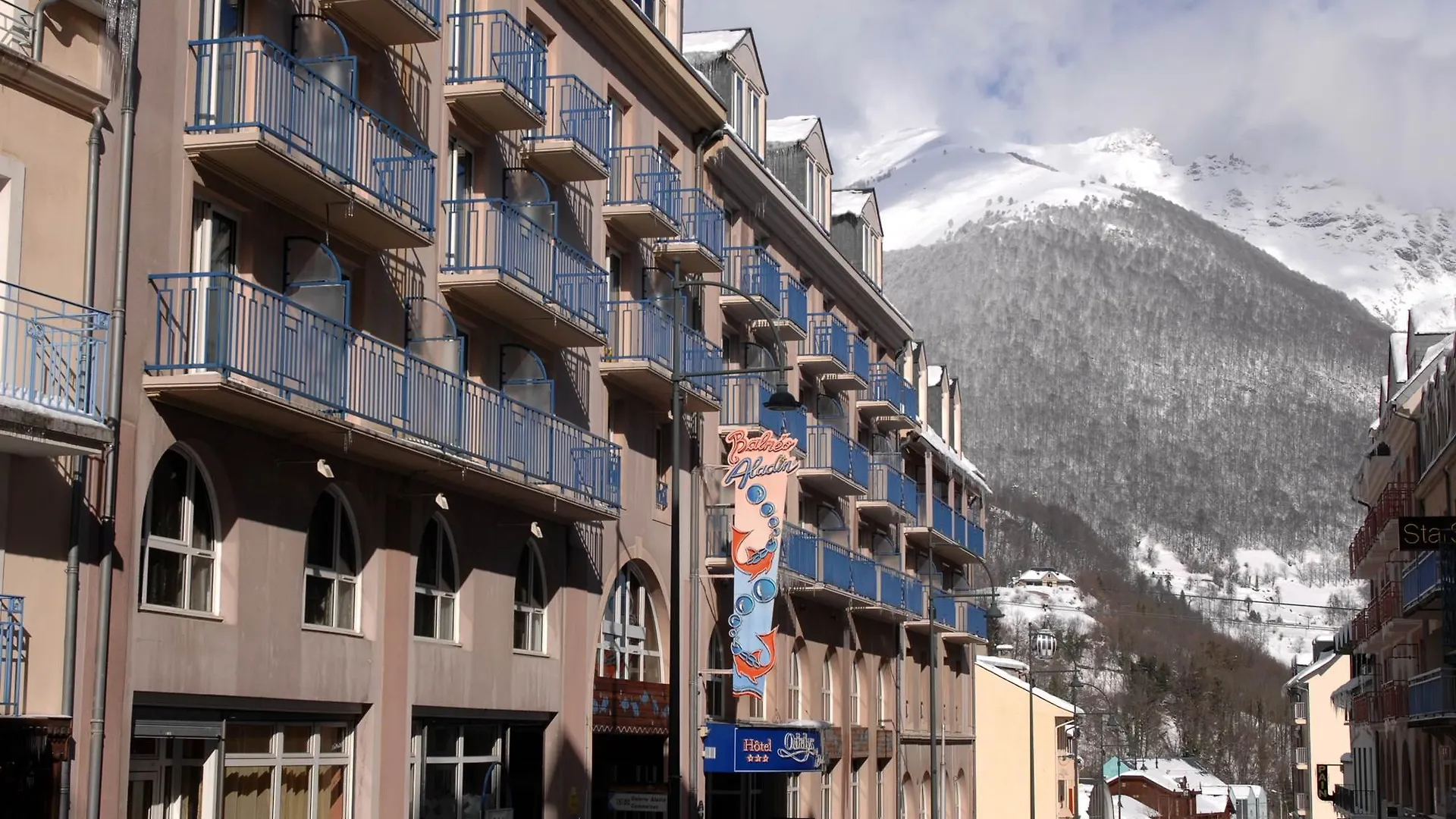 Garden City Cauterets Balneo Frankreich