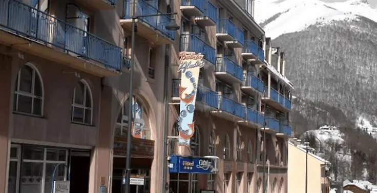 Garden City Cauterets Balneo